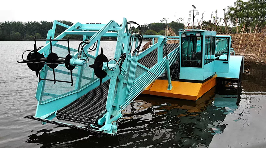 全自动浮萍打捞船
